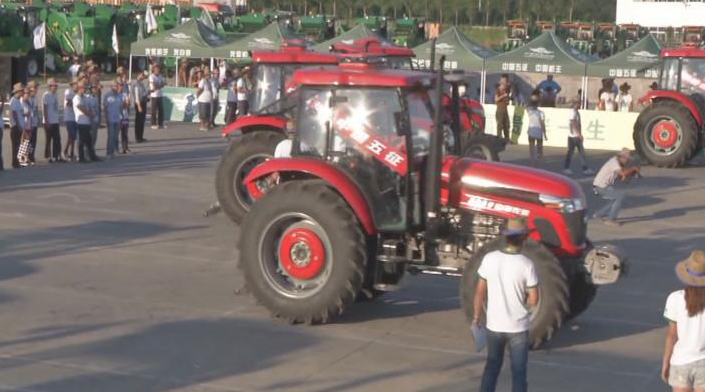 五莲电视台《2014五征.中国农机手大赛山东东部大赛举行》