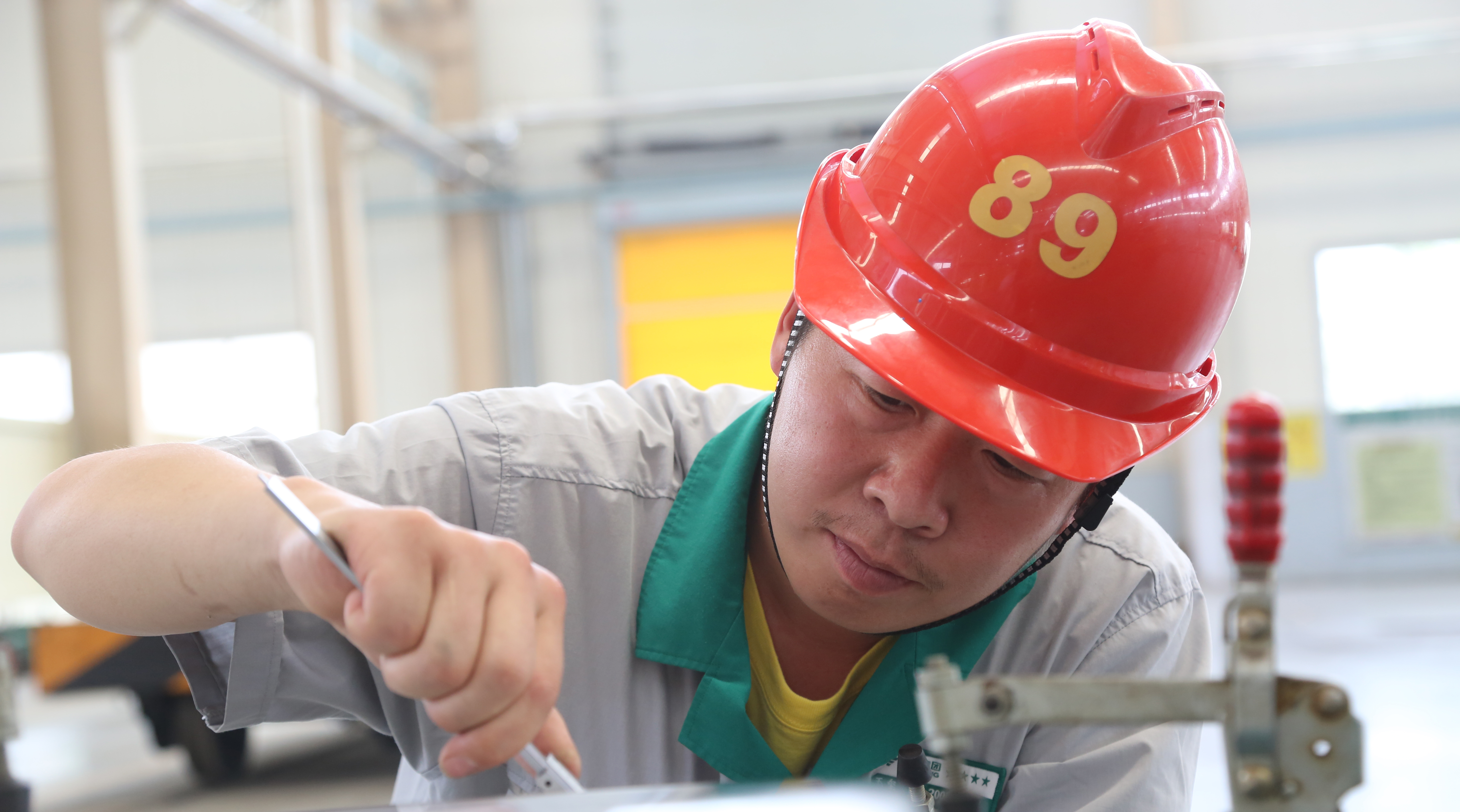 从“工”到“匠”：刘玉玺13年磨一把心中的刻度尺