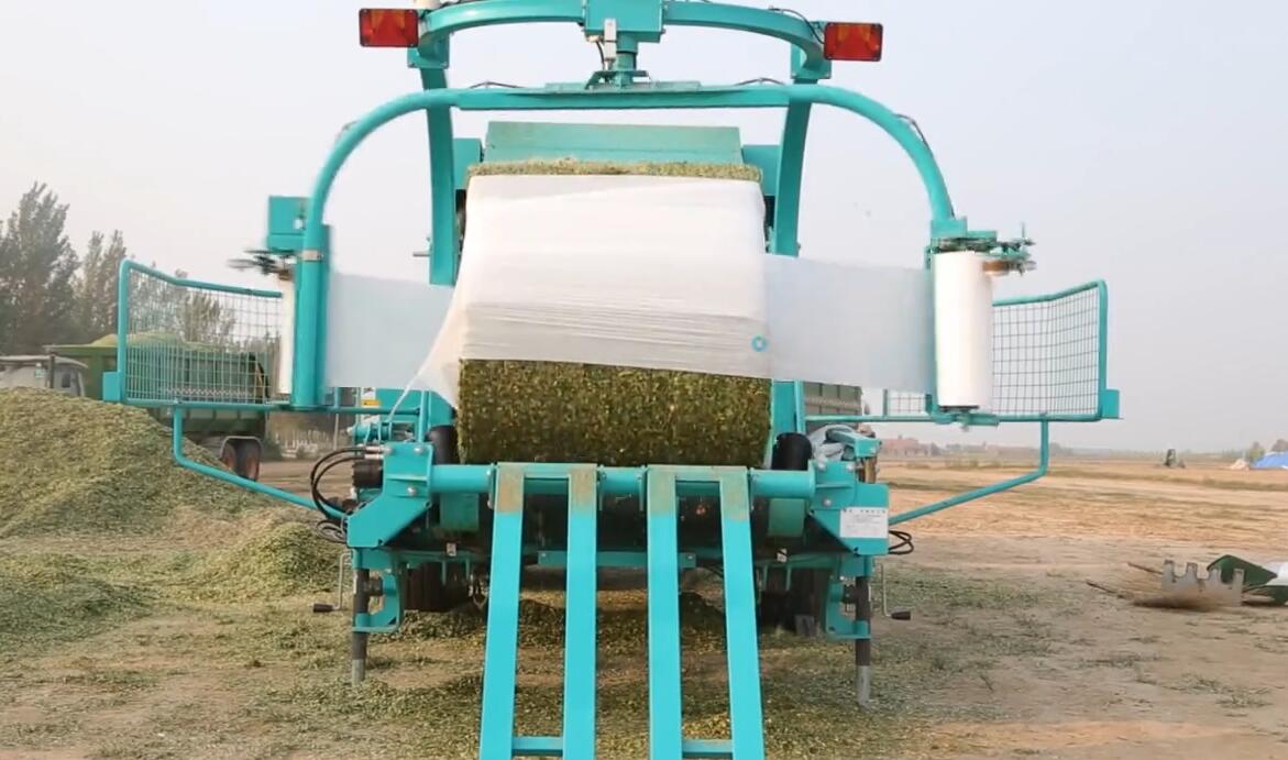 打捆包膜一体机